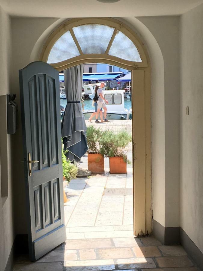 Apartment Filipas Cres Εξωτερικό φωτογραφία